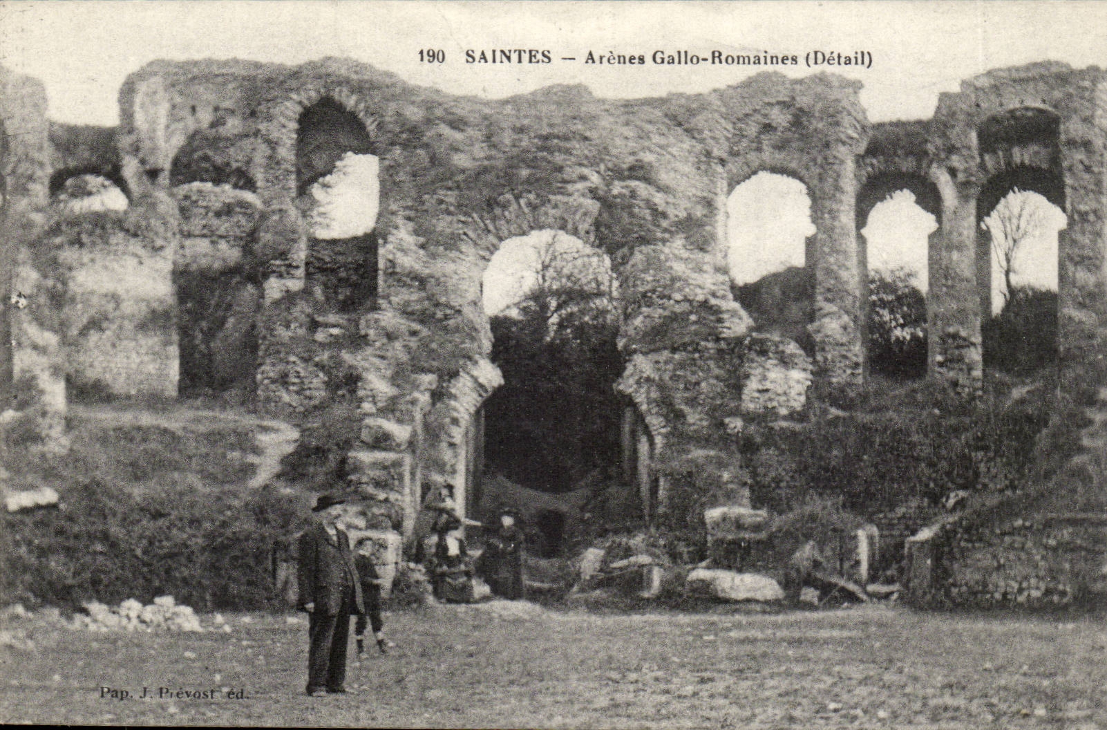 Saintes CPA the Roman arena gallo (detail)