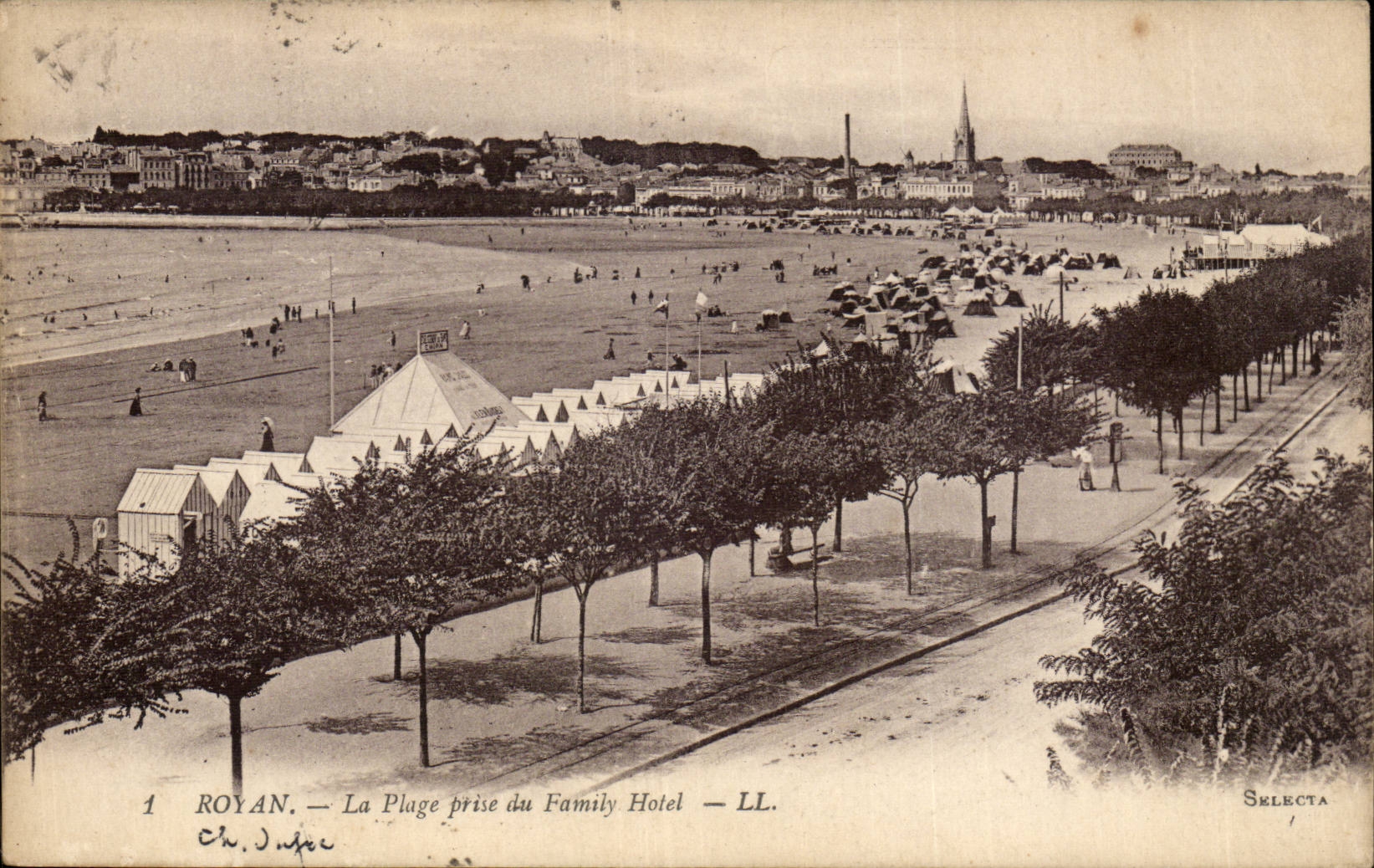 Royan CPA the beach taken of Family Hotel