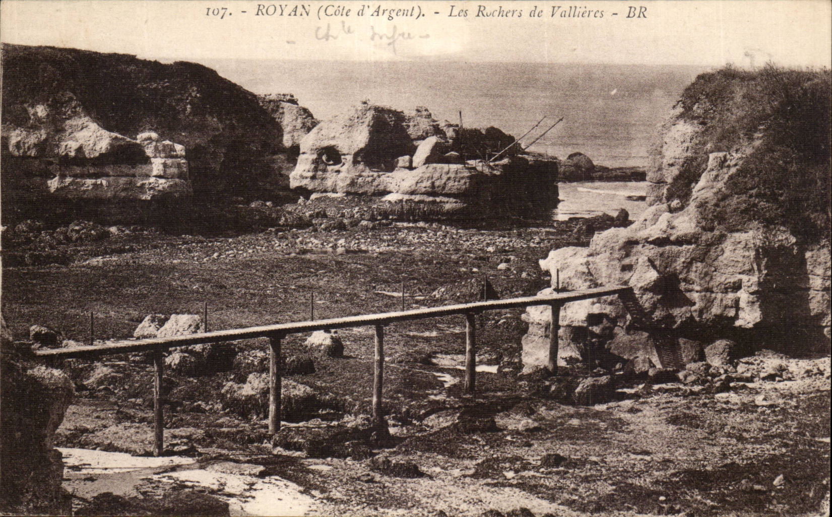 Royan CPA rocks of Vallieres