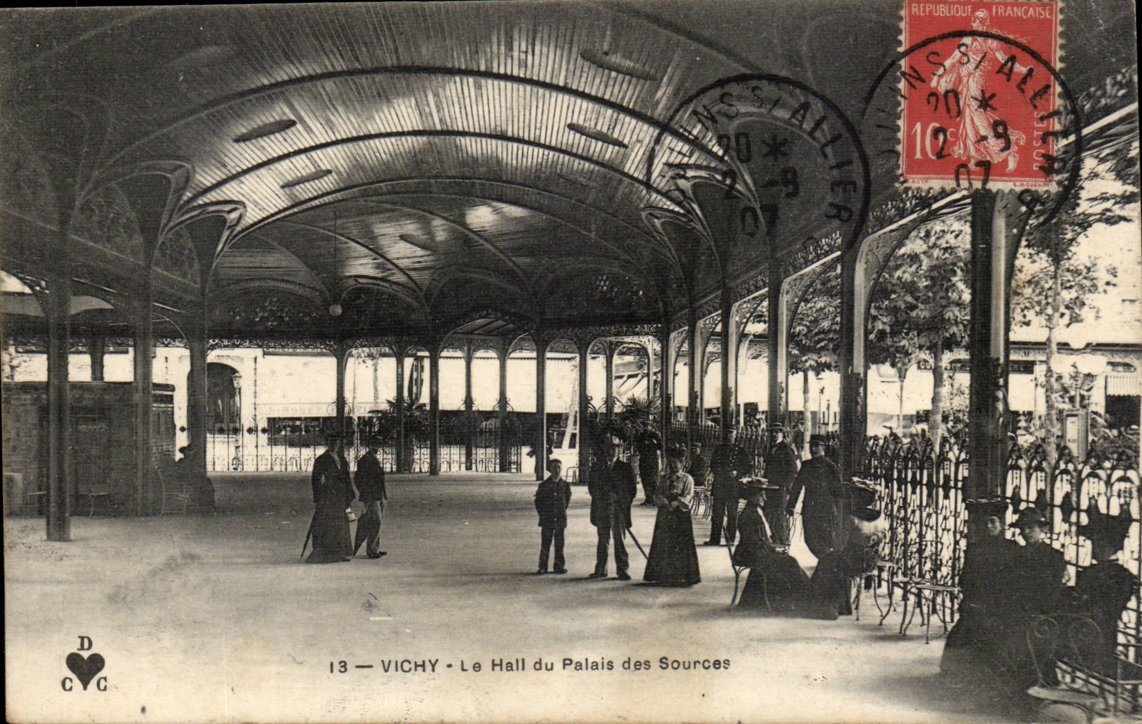 Vichy CPA the hall of the palate of the sources