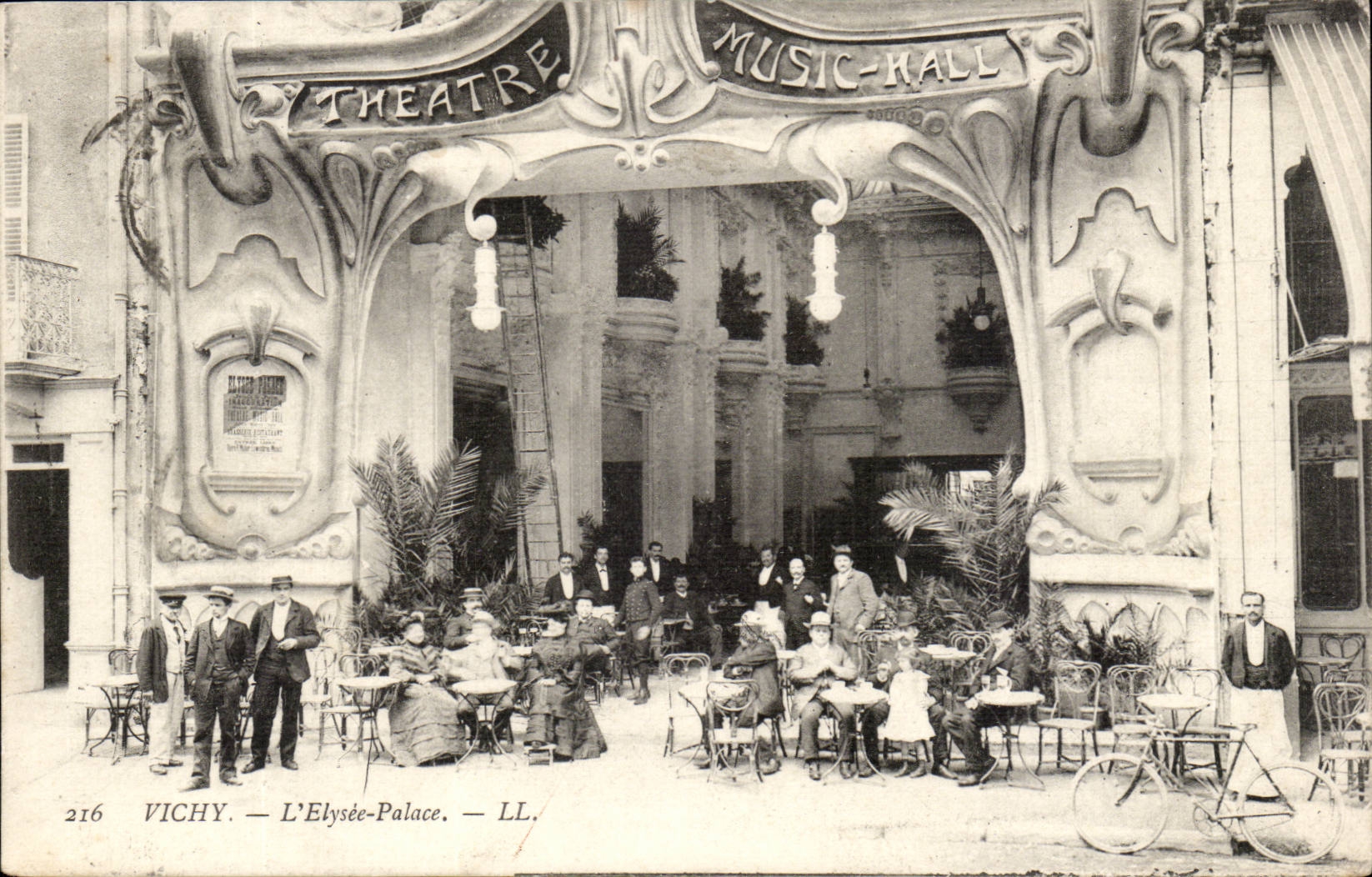 Vichy CPA the Elysium De luxe hotel (decorative arts Music Hall Theater)