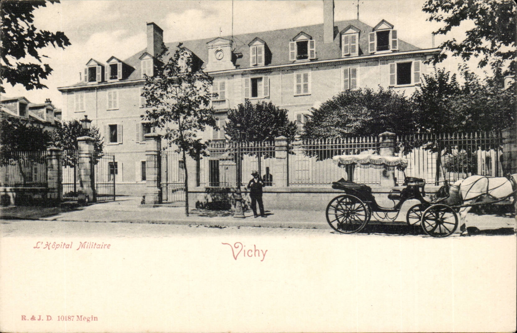 Vichy CPA the hospital miltiaire (militaria)