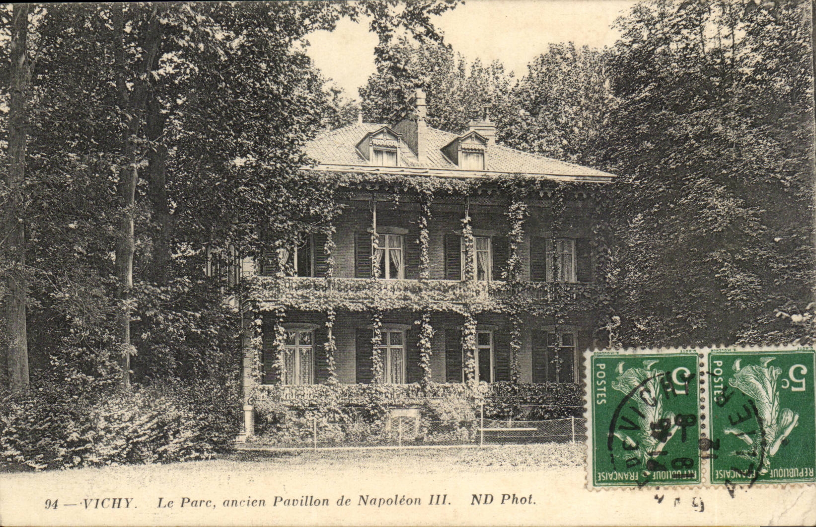 Vichy CPA the park old house of Napoleon III