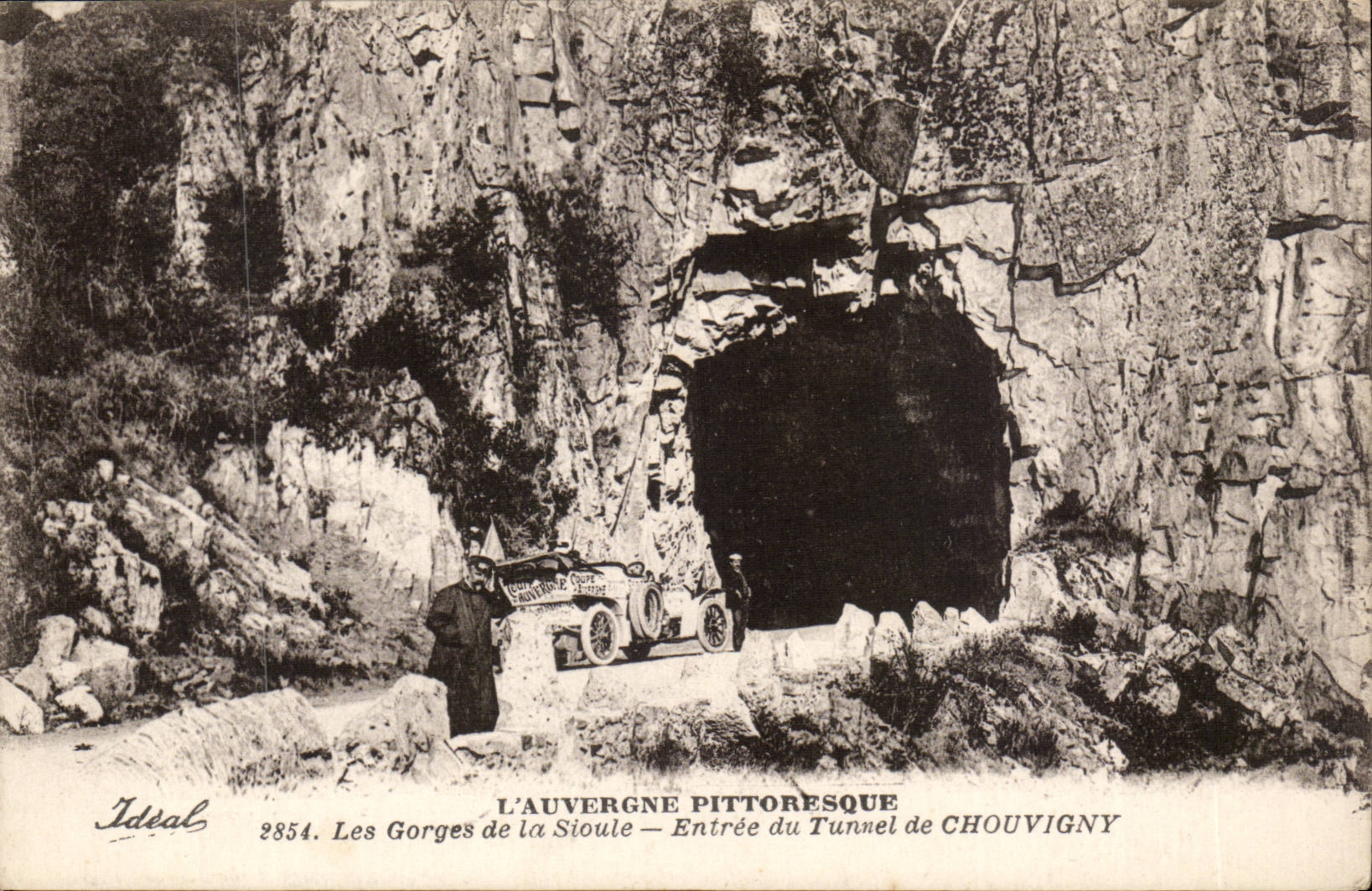 The throats of Sioule has Chouvigny CPA Entree tunnel of Chouvigny