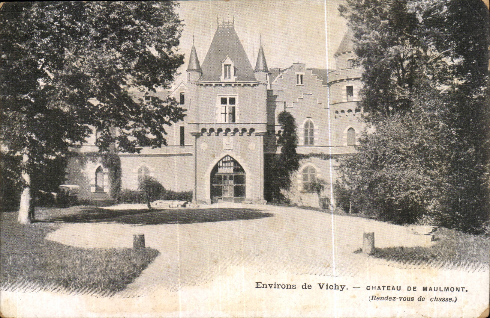 Umlagerungen Vichy CPA des Schlosses von Maulmont (Ruckkehr von Jagd)