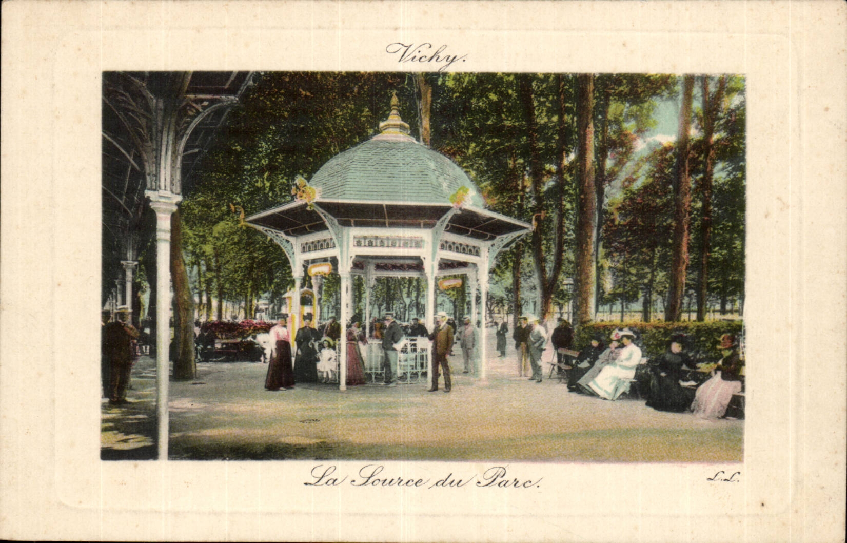 Vichy CPA the source of the park