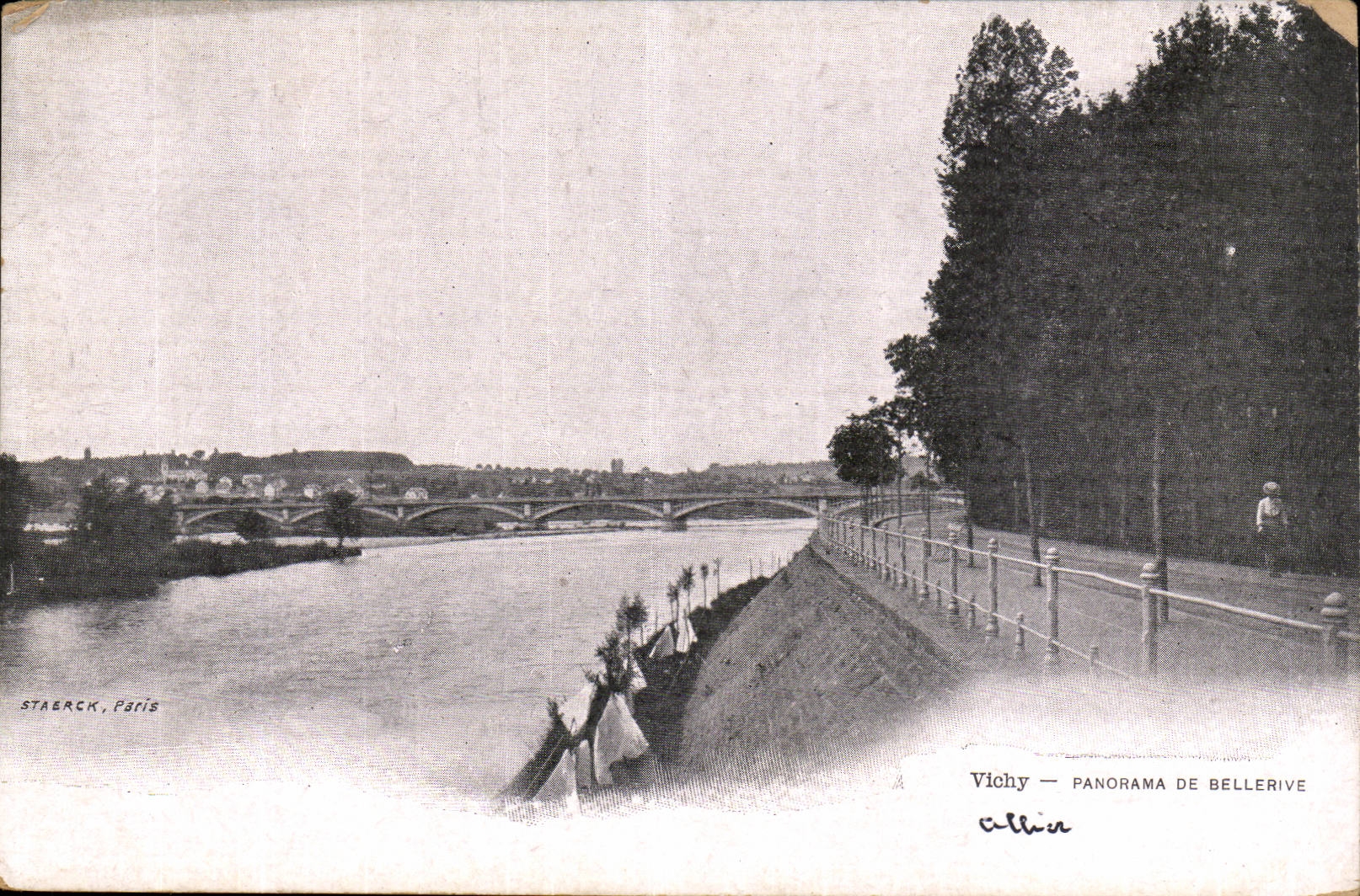 Vichy CPA Panorama of Bellerive