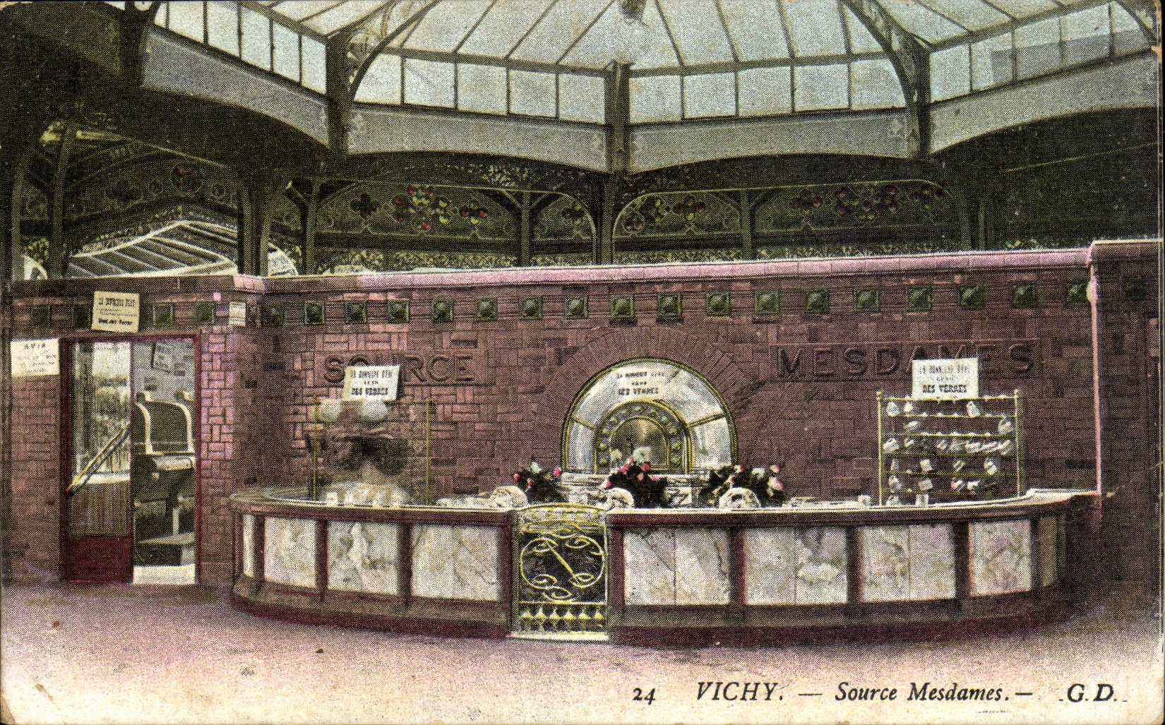 Vichy CPA Mesdames Source