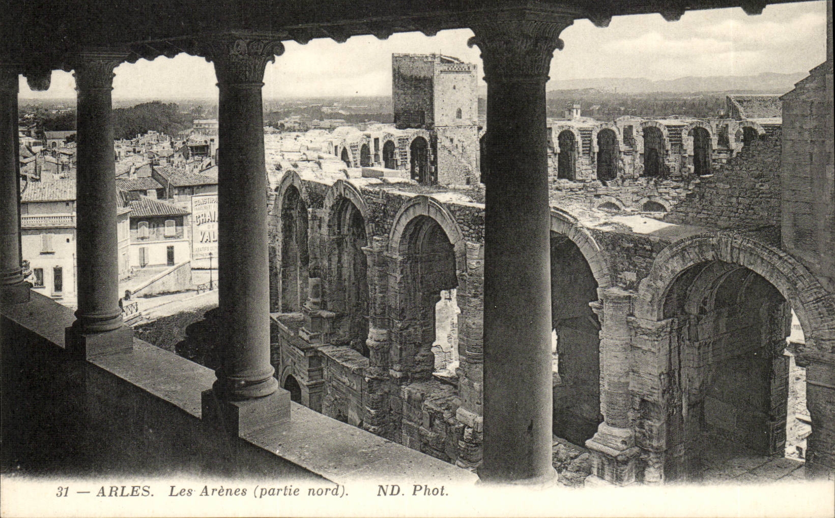 Arles - the Arena left northern - CPA
