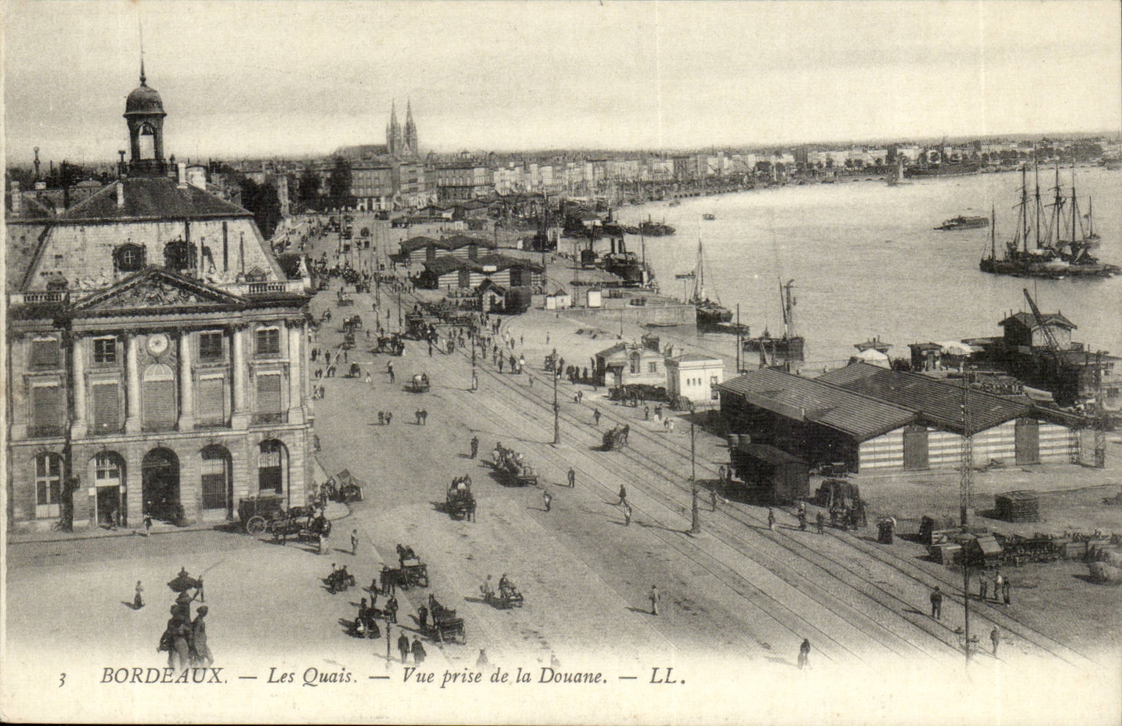 Bordeaux - Quays Seen from of the Customs - CPA