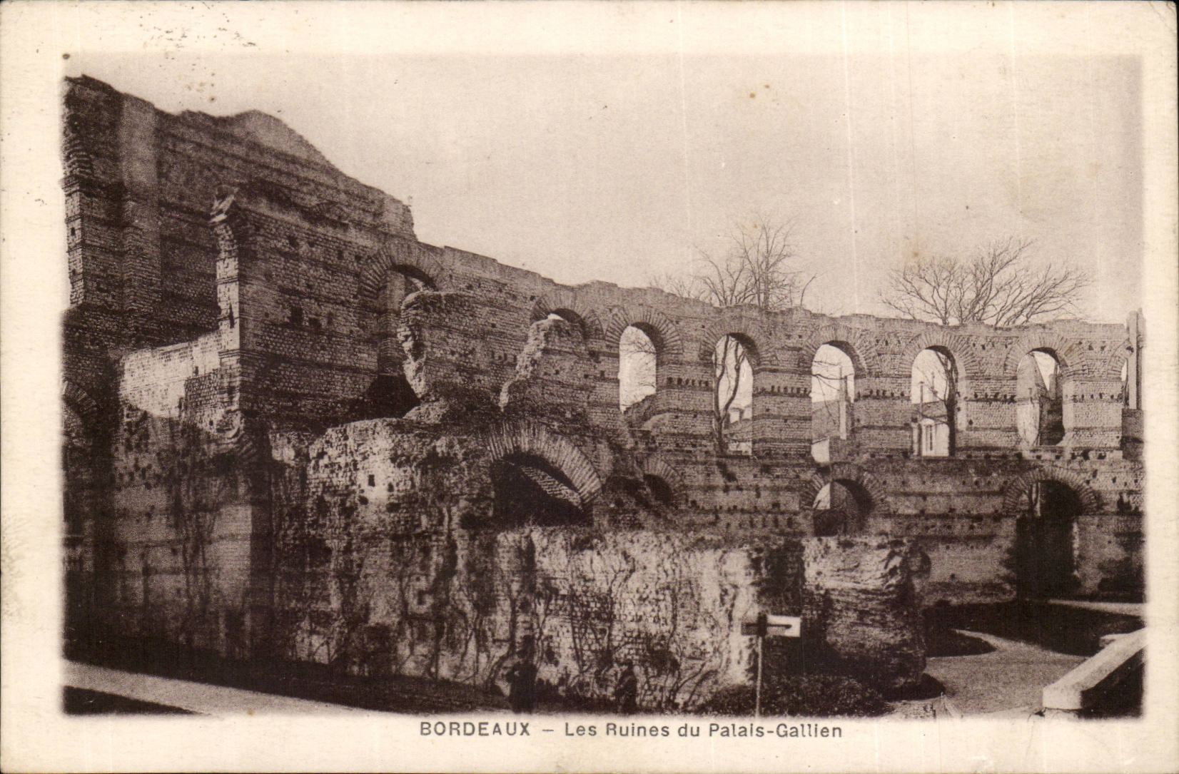 Bordeaux - Gallien Palate Ruins - CPA
