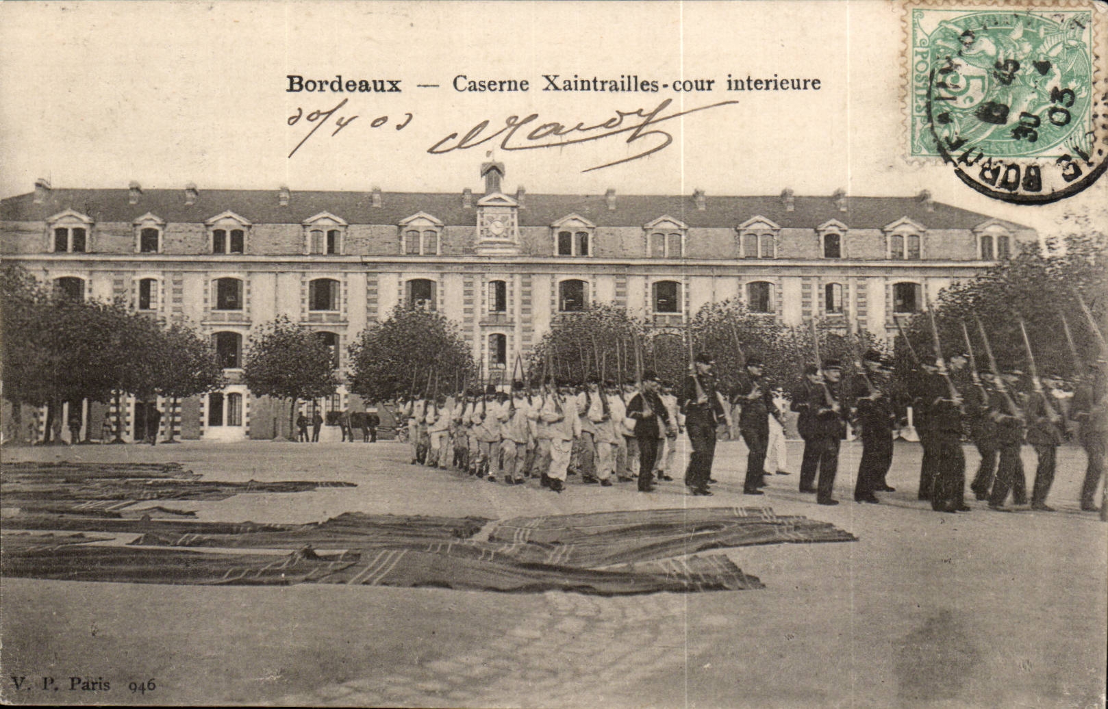 Bordeaux - Barracks Xaintrailes court interior - militaria - CPA