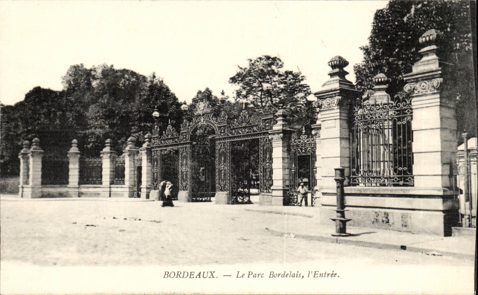 Bordeaux - the Park Of Bordeaux - CPA