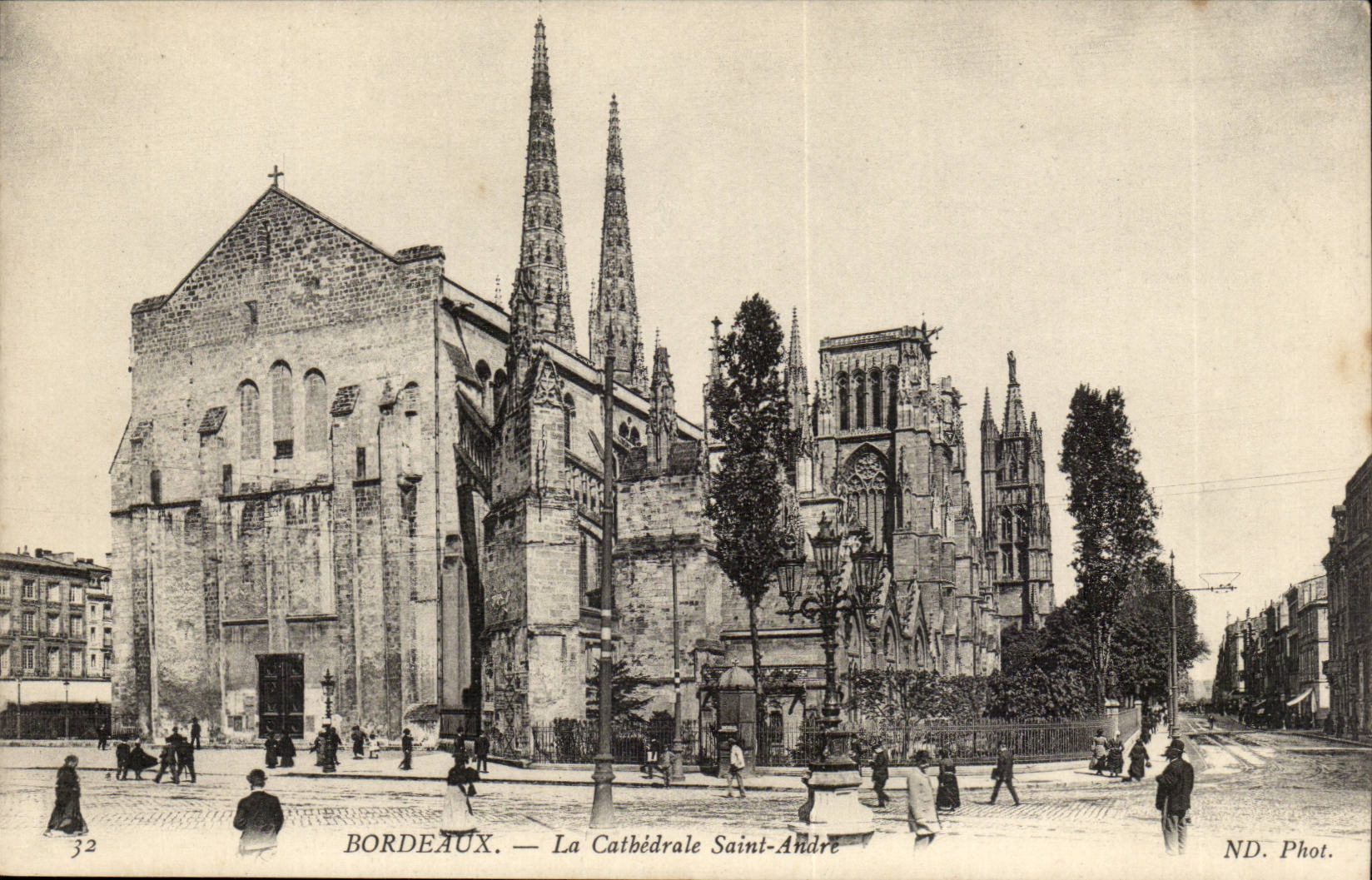 Bordeaux - the Cathedral Saint Andre - CPA