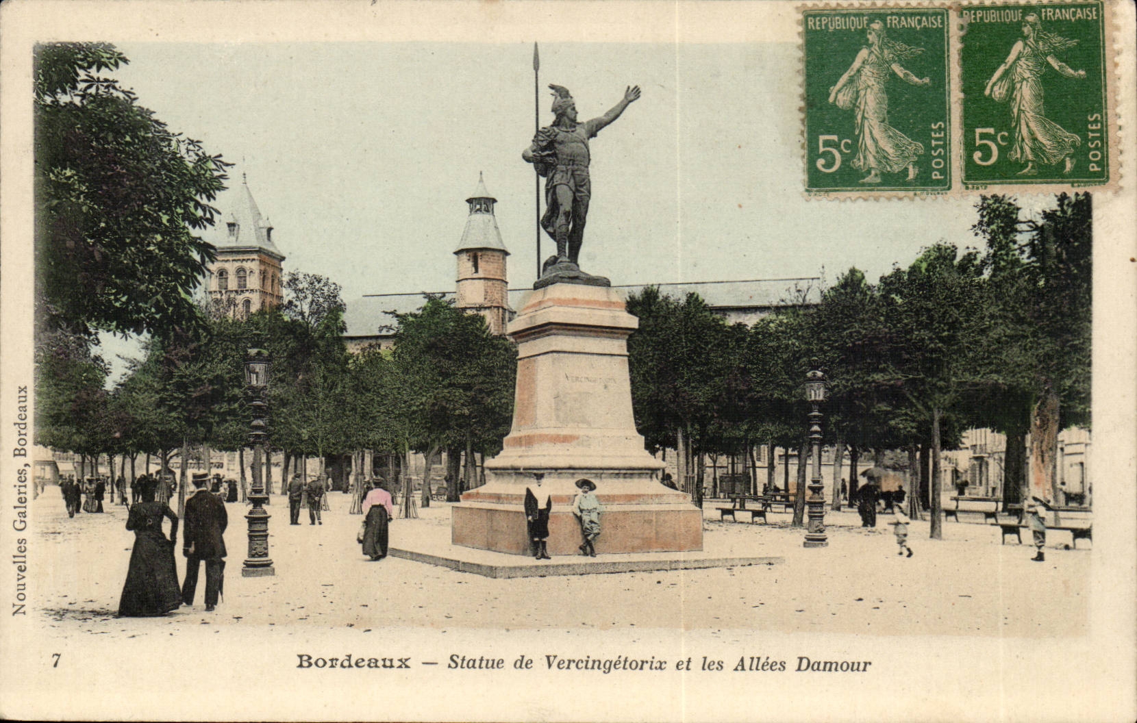 Bordeaux - Statue of Vercingetorix and the Damour Alleys - CPA