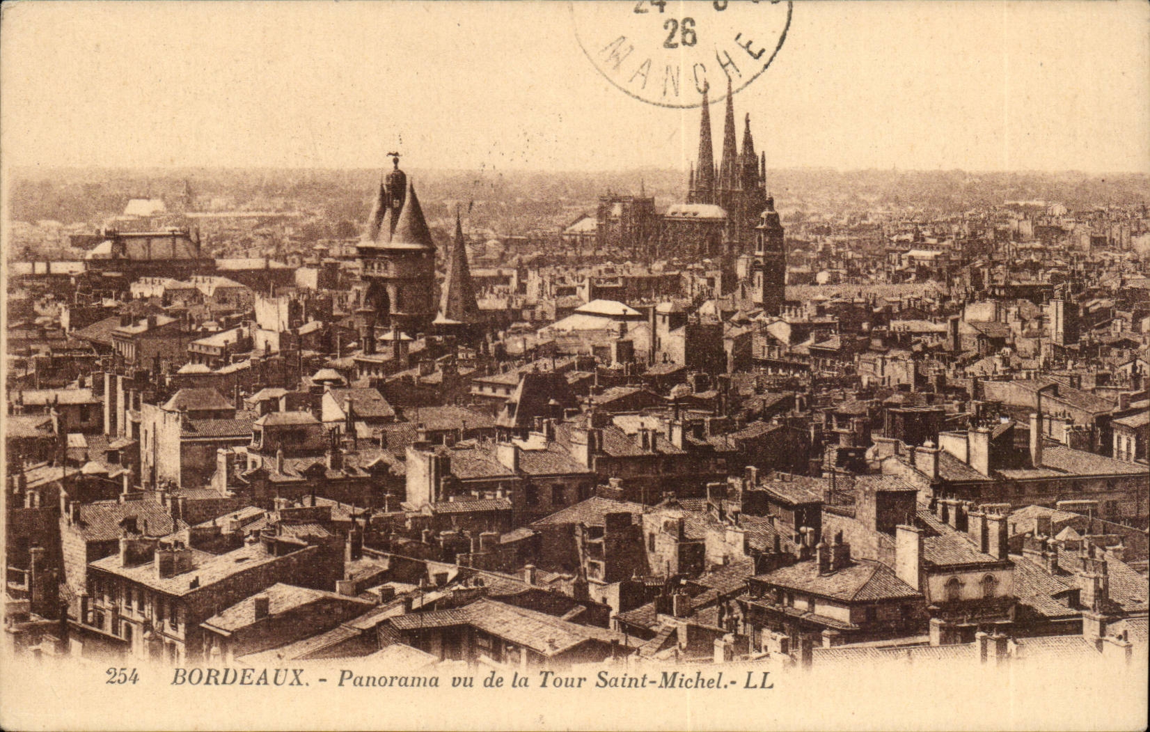 Bordeaux - Panorama seen of the Saint Michel - CPA