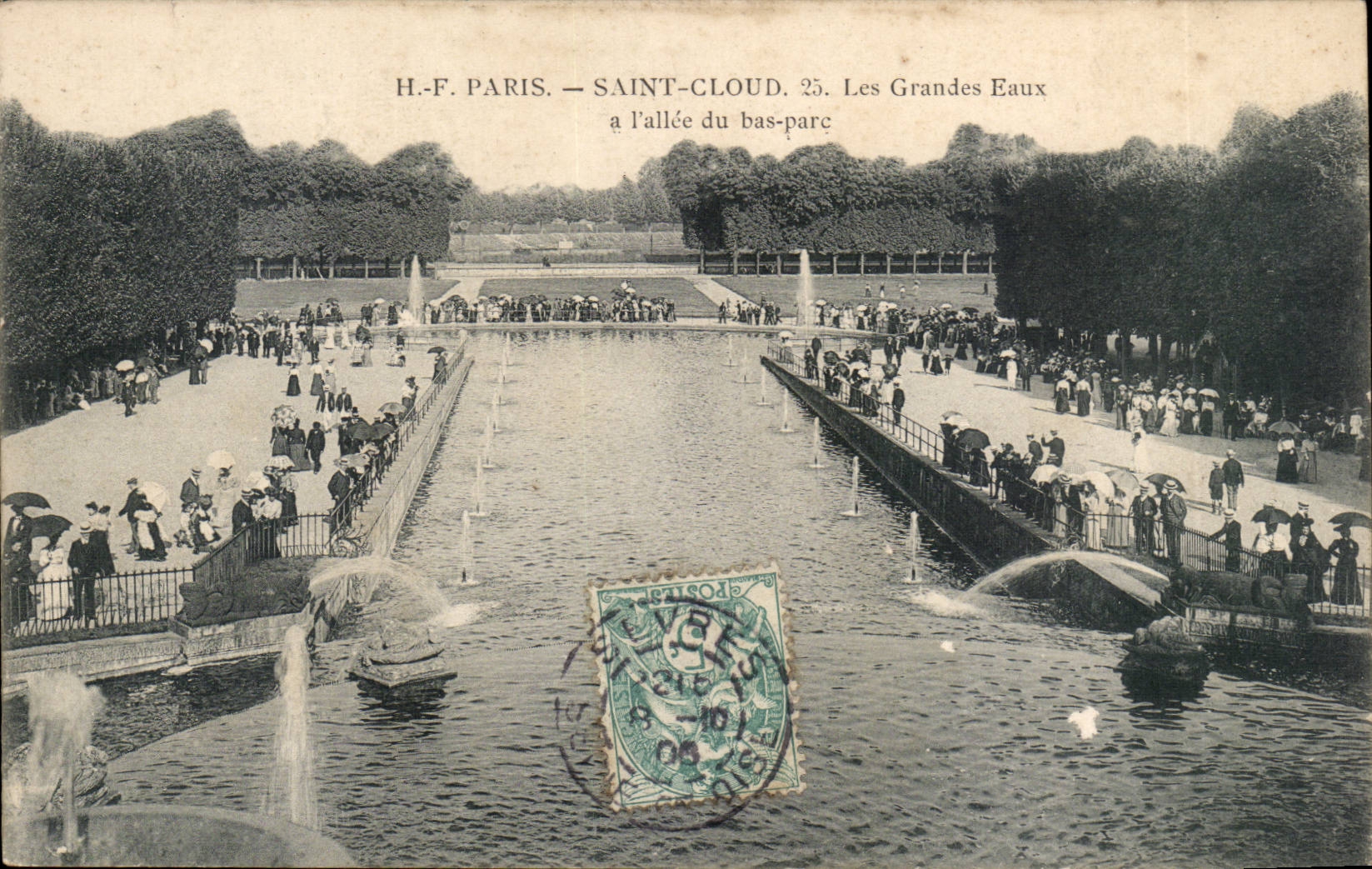 Saint Cloud CPA Les grandes eaux a l'allee du bas parc