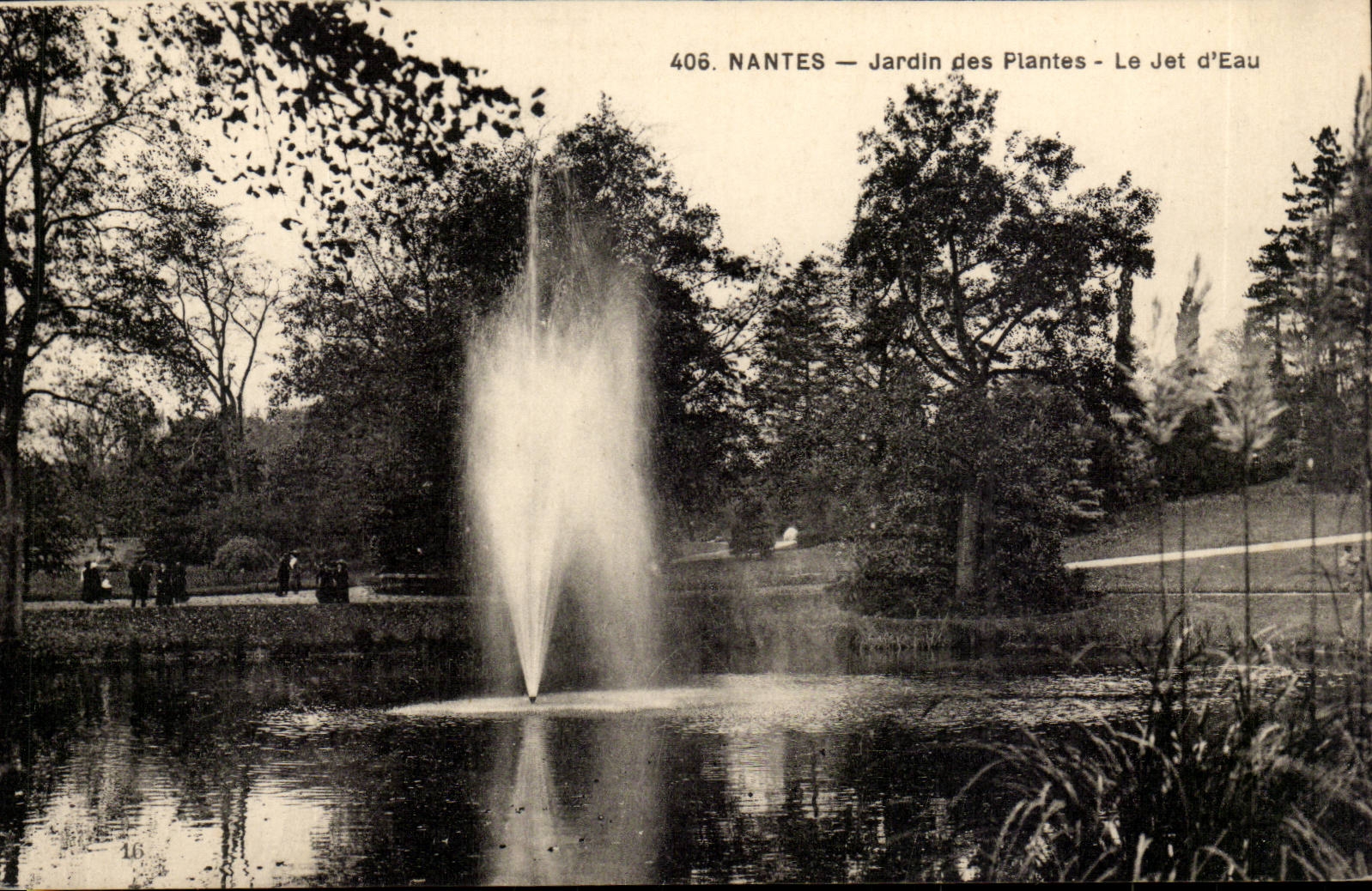 Nantes CPA the botanical garden the water jet