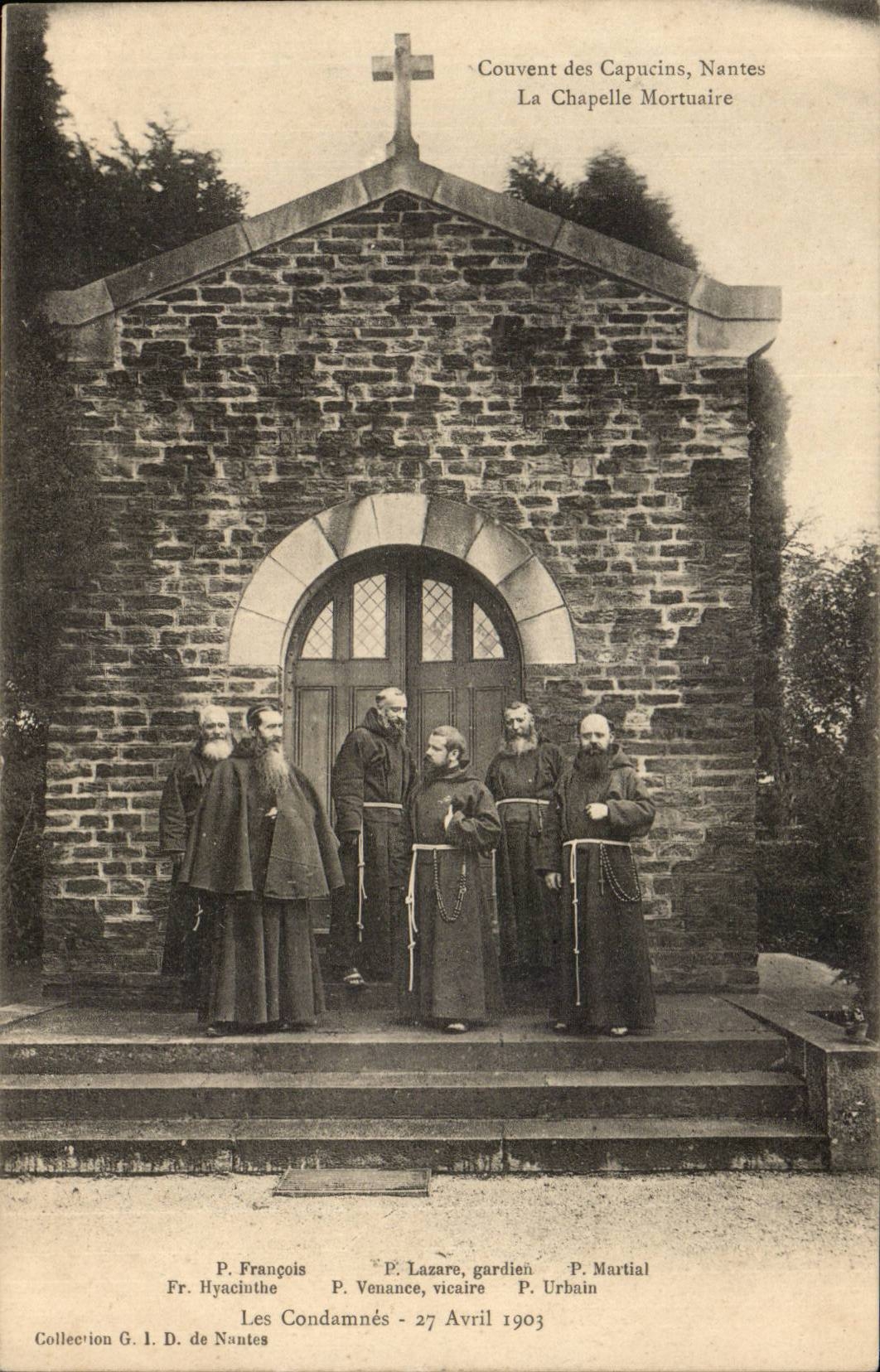 BrutCapuchins Nantes-CPA der Begrabnis- Wolbung François Lazare KriegsHyacinthe Benance Vicar Urbain TOP