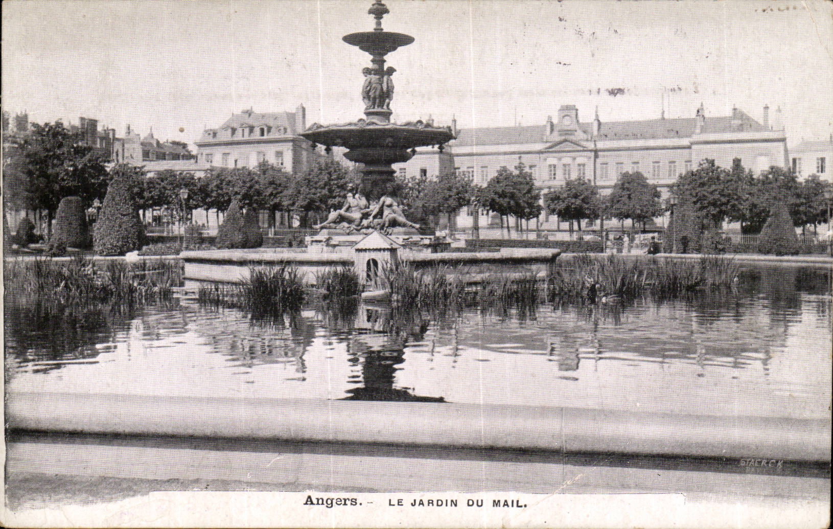 CPA Angers the garden of the Email