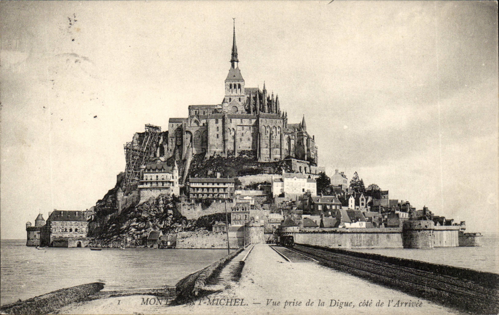 Mont Saint Michel CPA Seen from of the dam dimensions arrival
