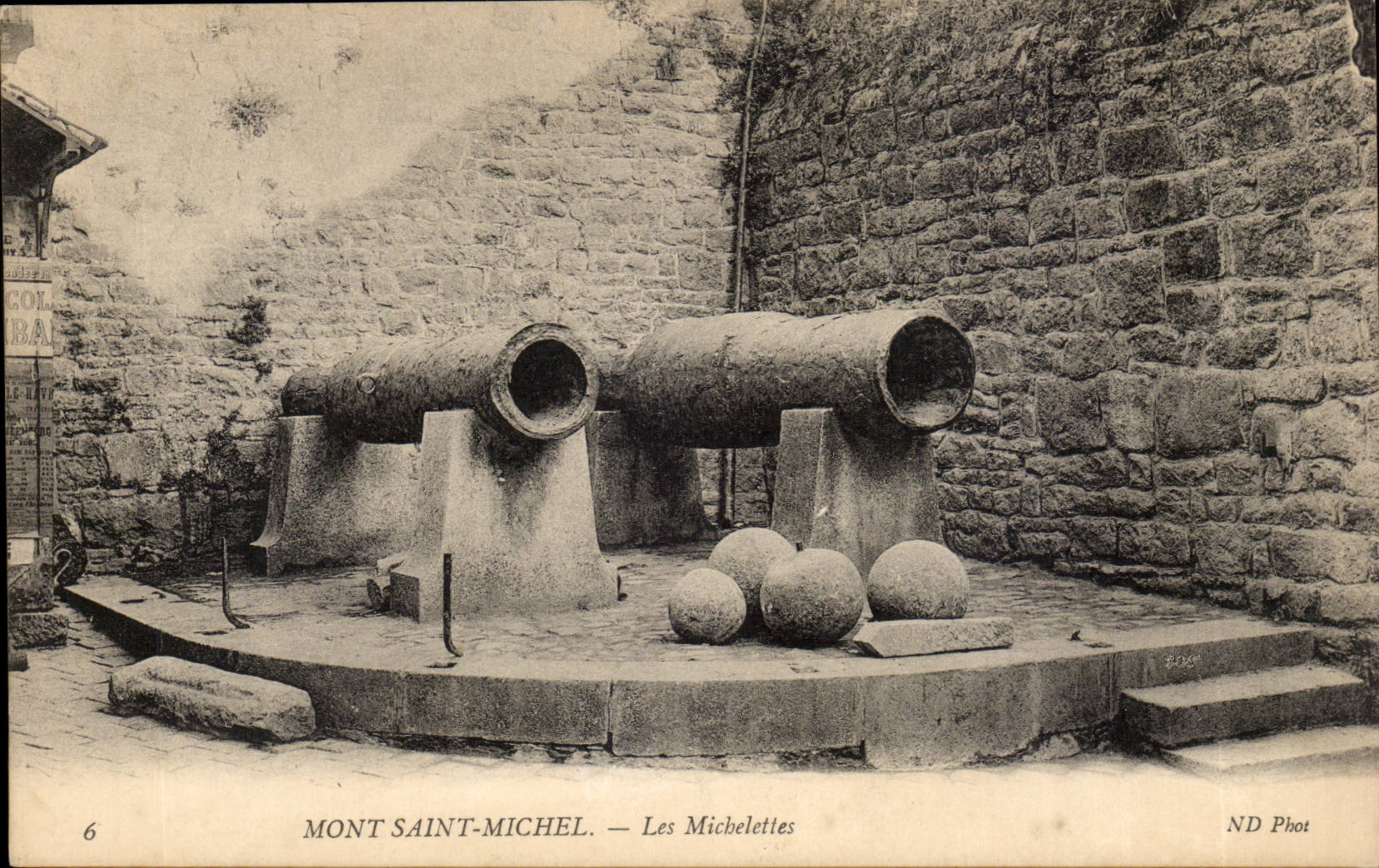 Mont Saint Michel CPA Michelettes (guns)