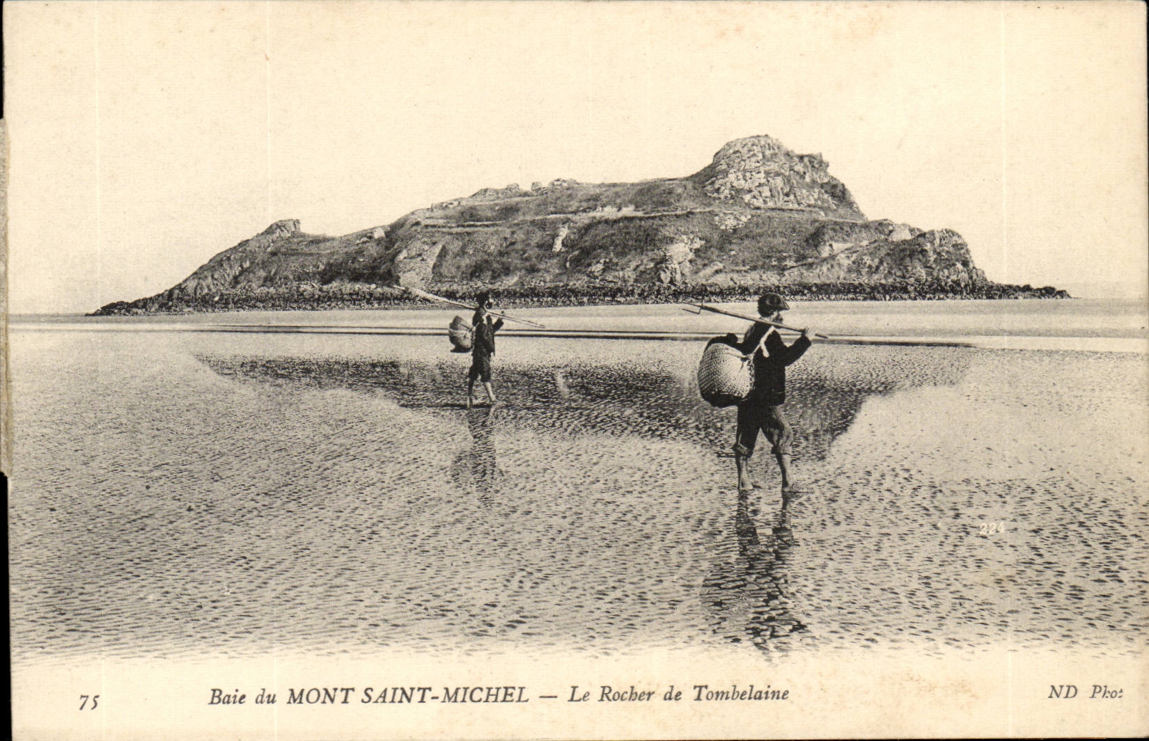Bay of Mont Saint Michel the CPA the rock of Tombelaine (pecheurs9