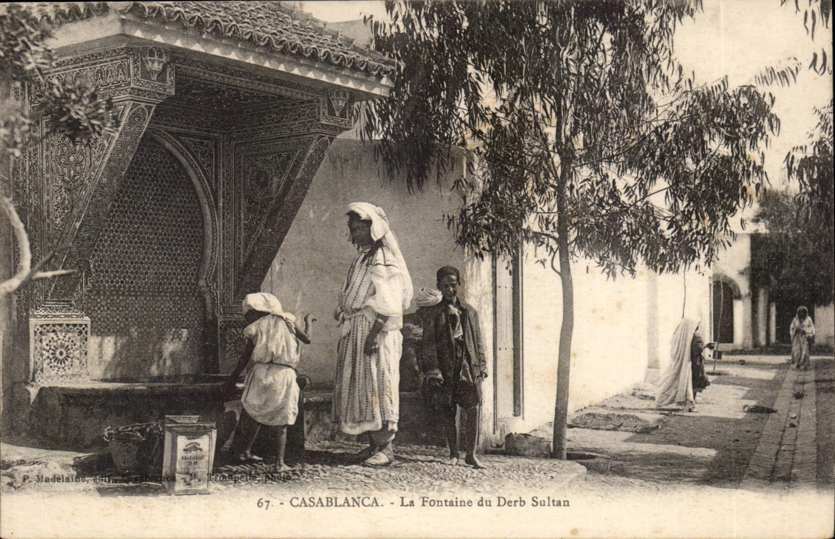Morocco Casablanca CPA the fountain of Derb sultan
