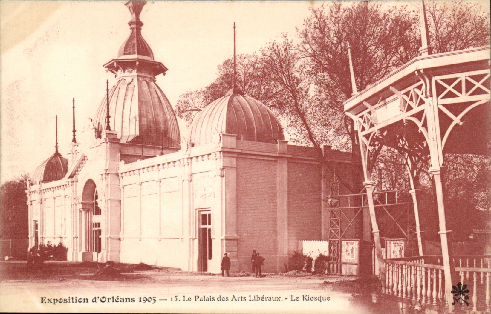 CPA Exposition d'Orleans 1905 Le palais des arts liberaux le kiosque