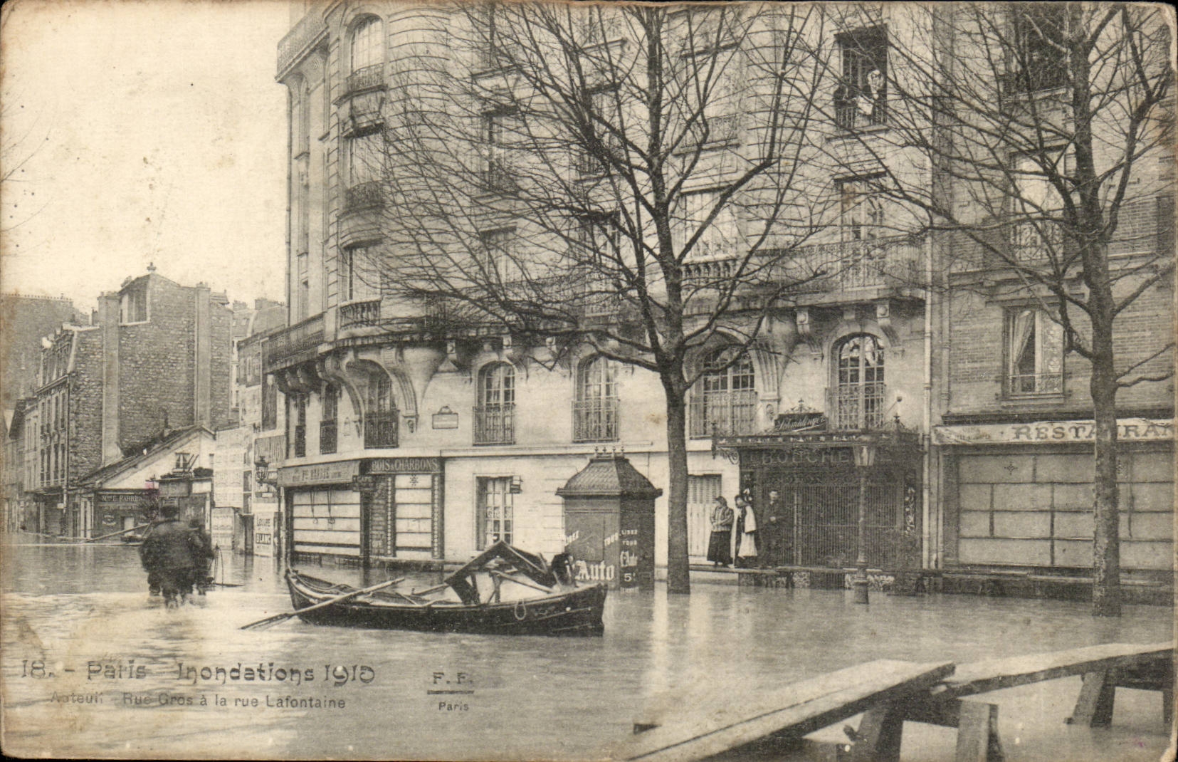 CPA Floods bets the great rising of the Seine (January 1910) Large Street and street Lafontaine