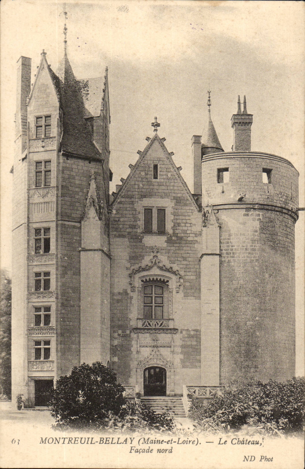 Montreuil Bellay CPA Le chateau facade Nord