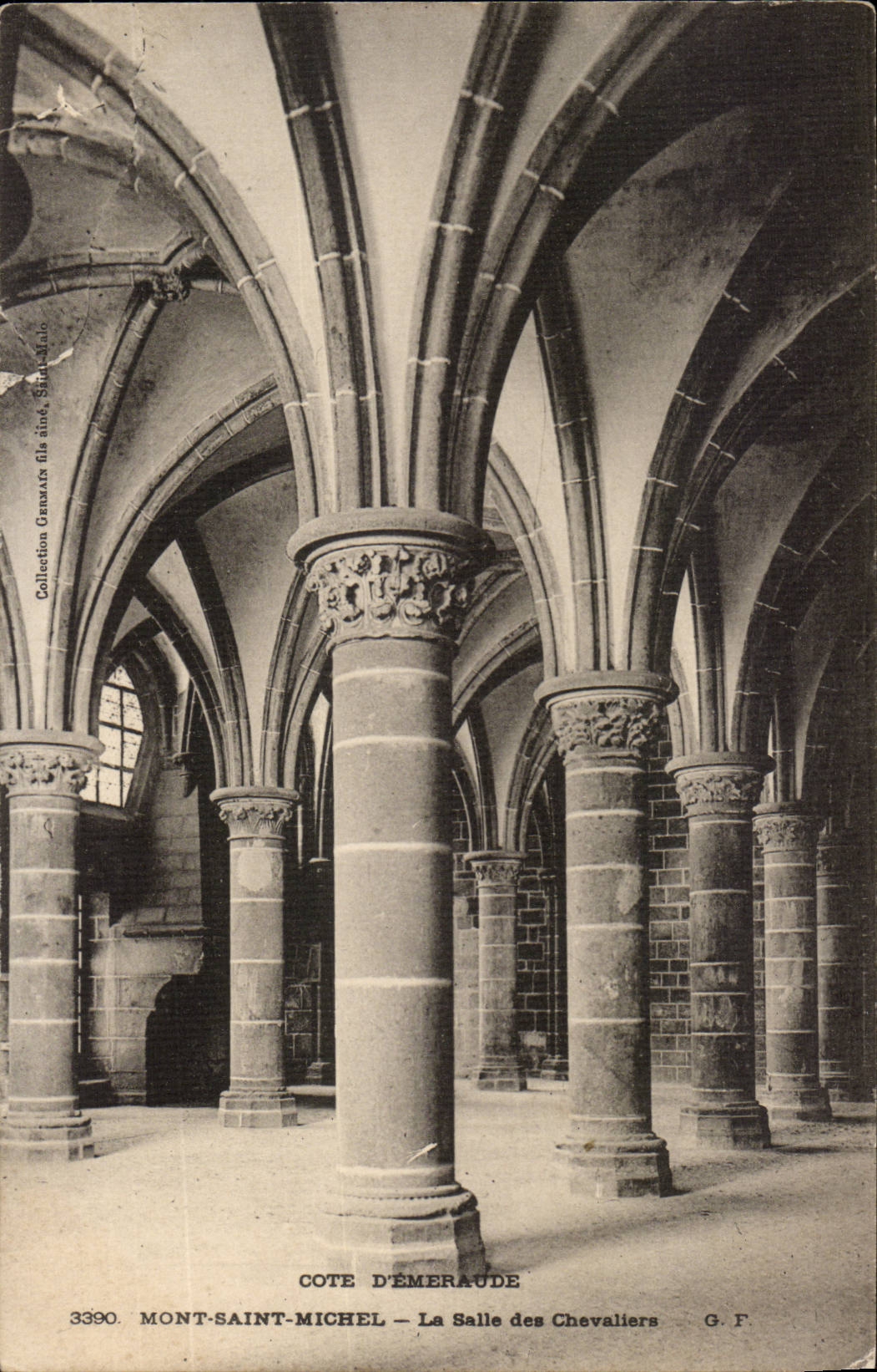 Mont Saint Michel CPA the room of the knights