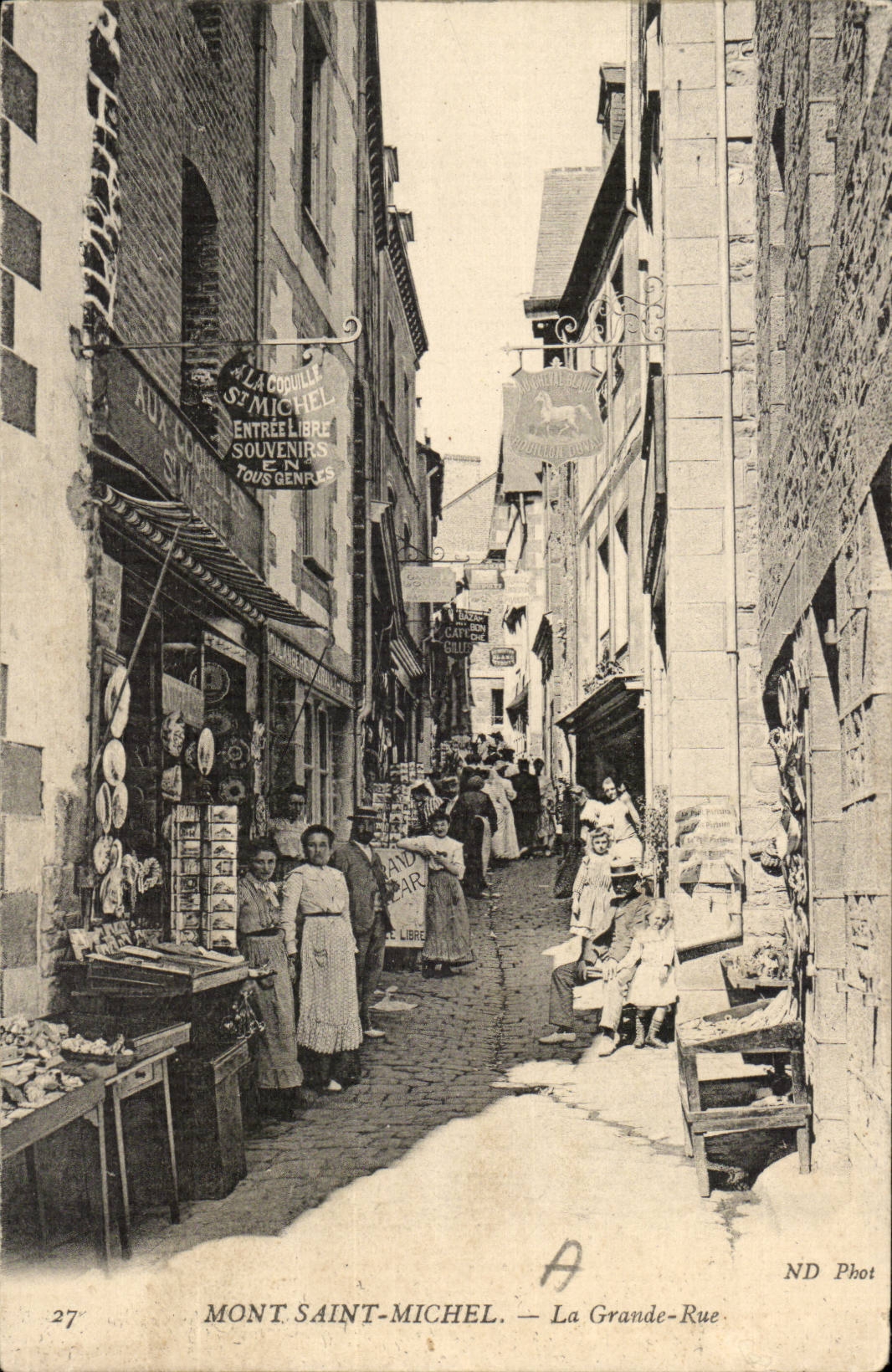 Mont Saint Michel CPA main street