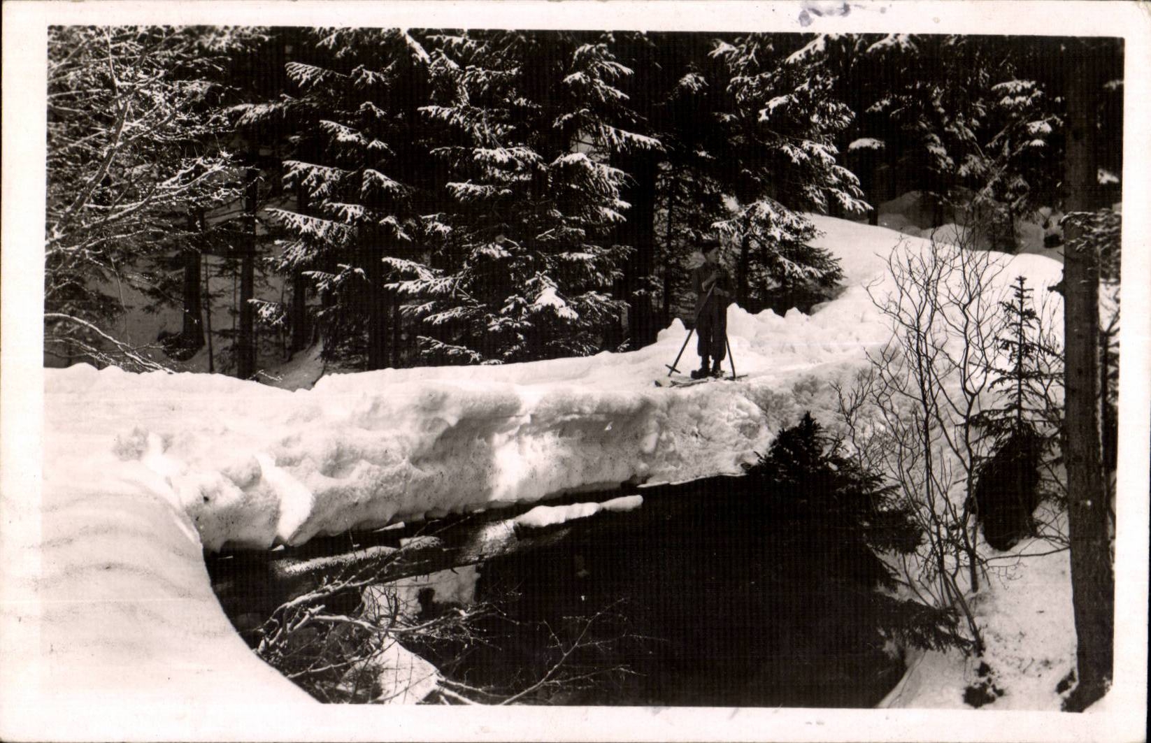 CPA the winter has Pralognan Vanoise the bridge of snow leads you to other bank