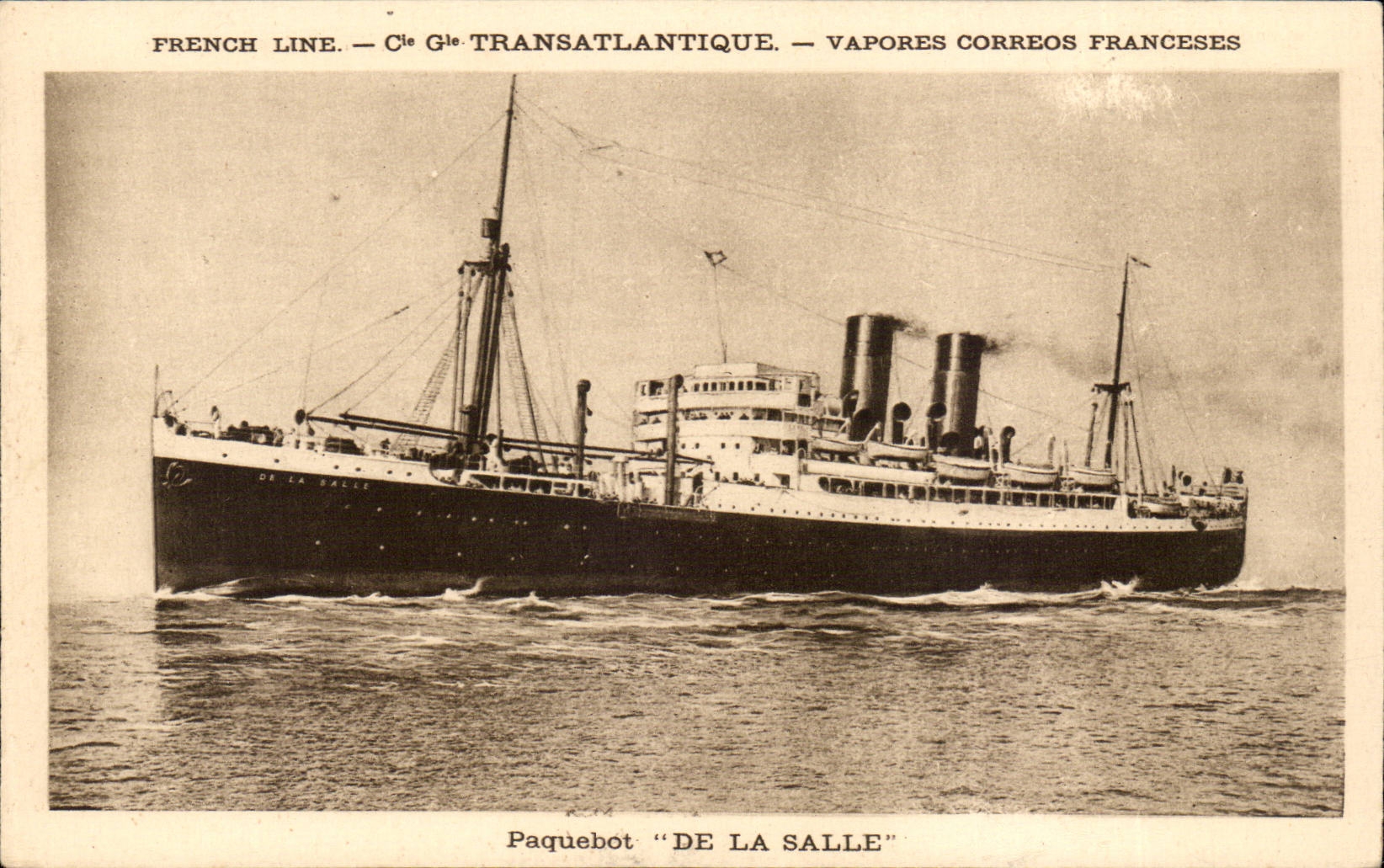 CPA mixed Boat Co of Navigation (Co Touache) Steamer Of the Room