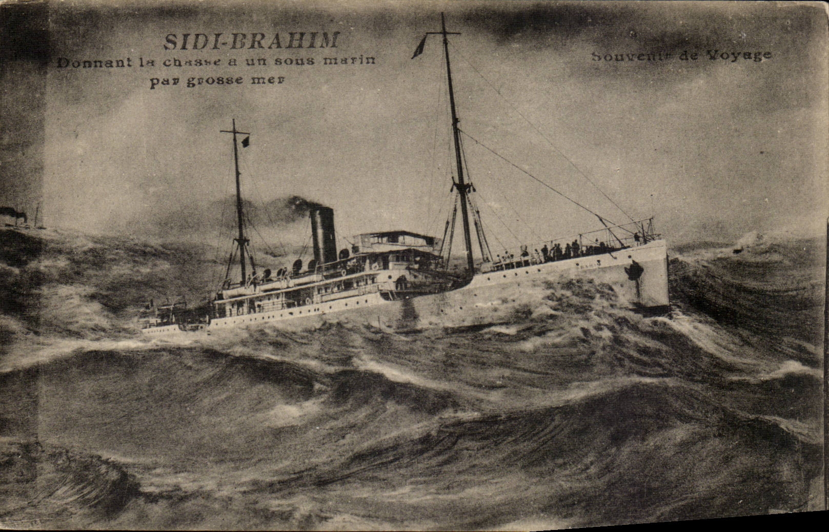CPA Sidi Brahim Giving hunting has a submarine by large Steamer