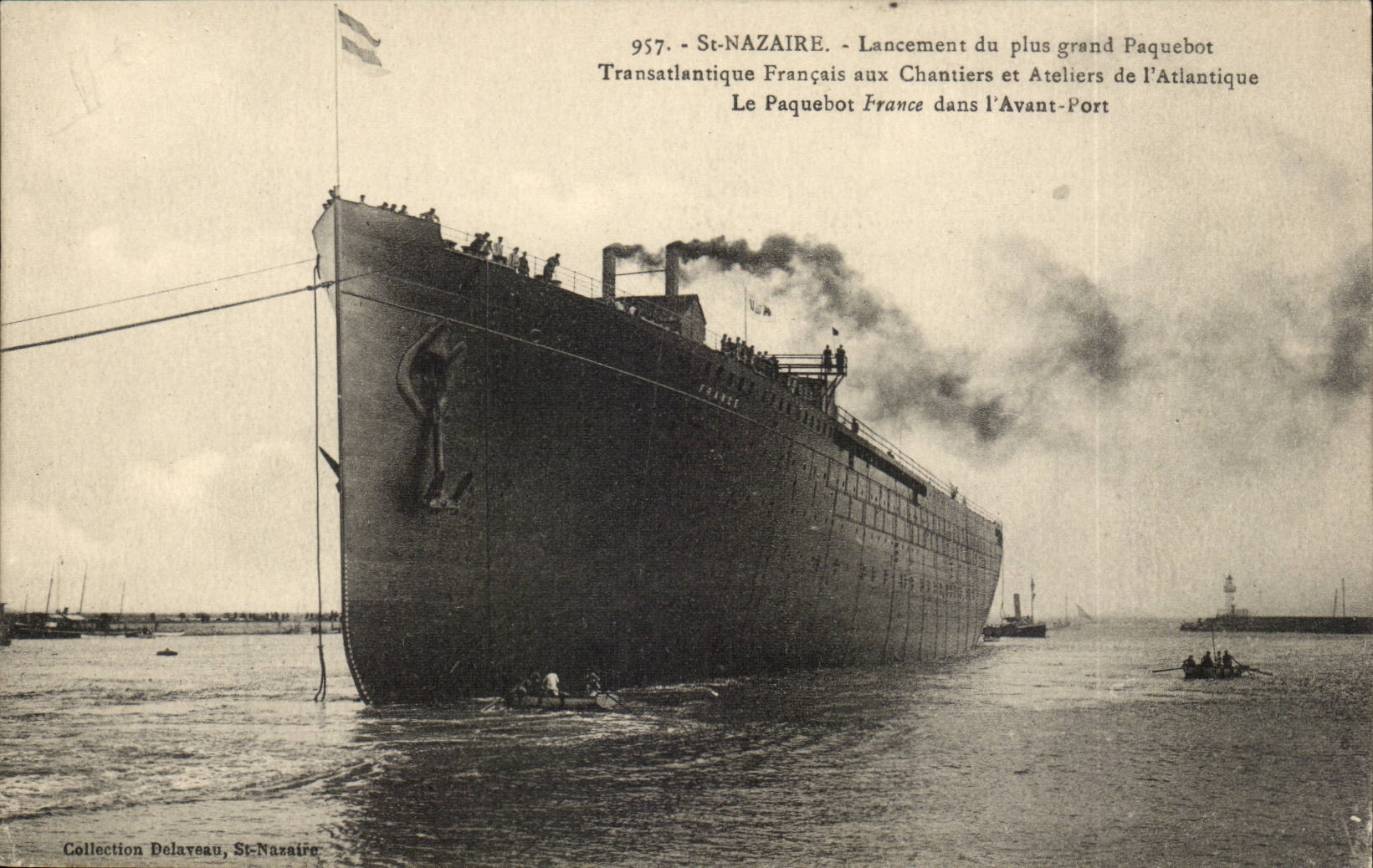 CPA Paris Steamer built with the building site of Penhoet Saint Nazaire CGT Line New York Le Havre