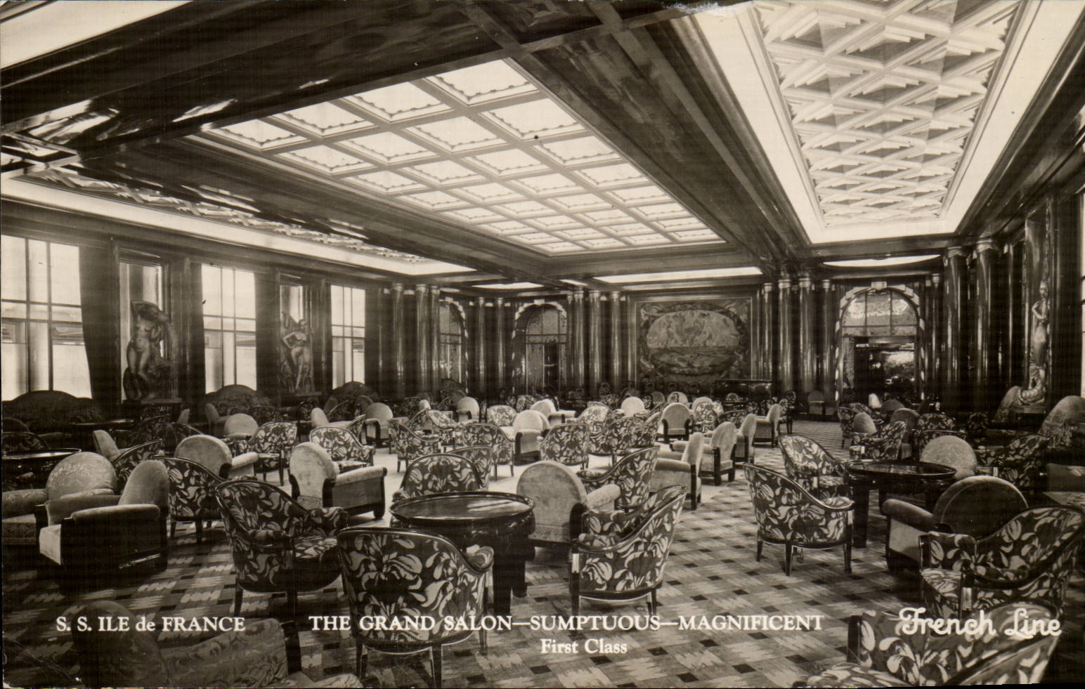 CPA Boat Steamer French line The flagship Teh Ile de France large living room First class Plymouth August 13rd 1932
