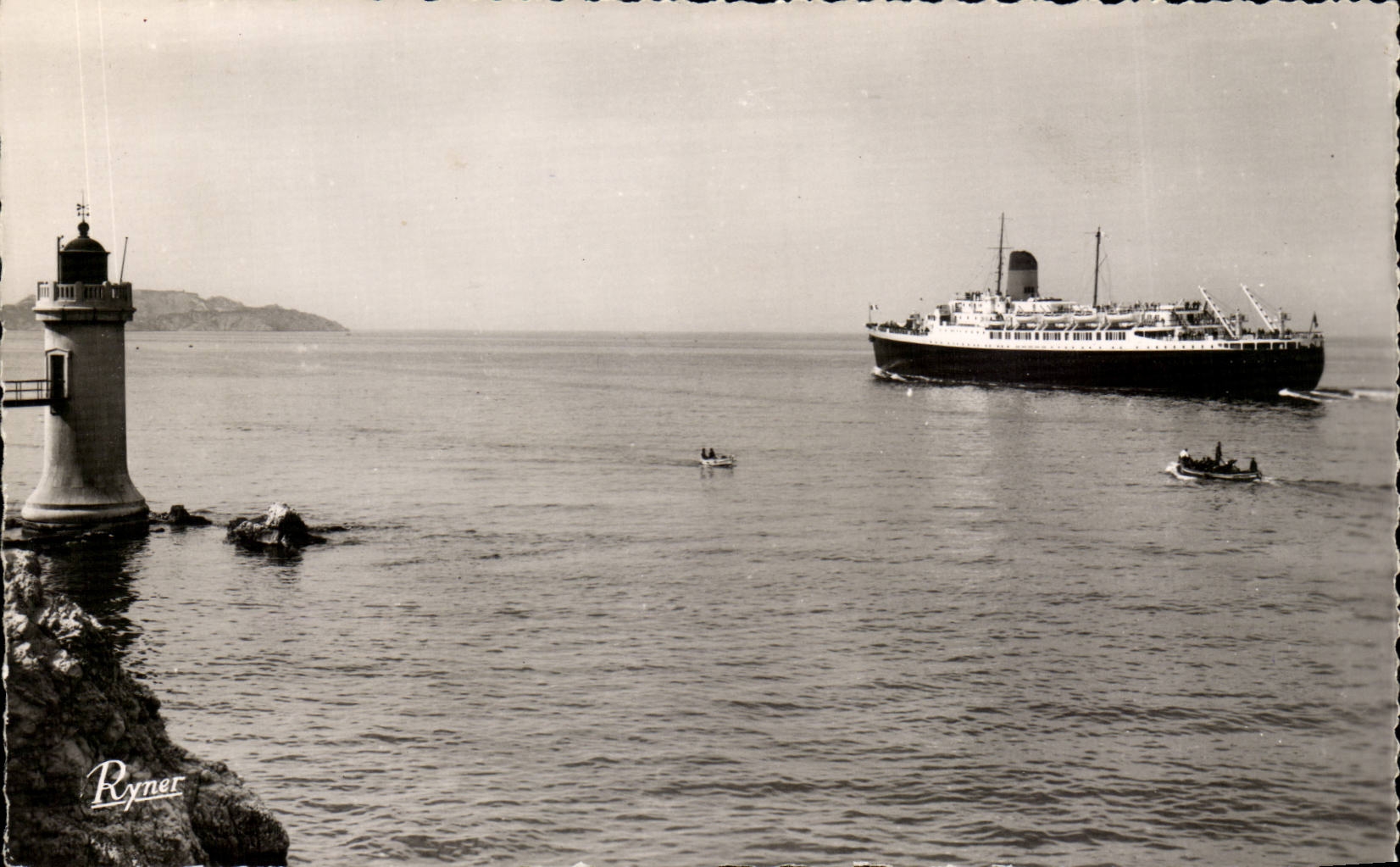 MODERN CARD Boat Transatlantic Steamer Co Gla Marseilles Departure of the Town of Tunis