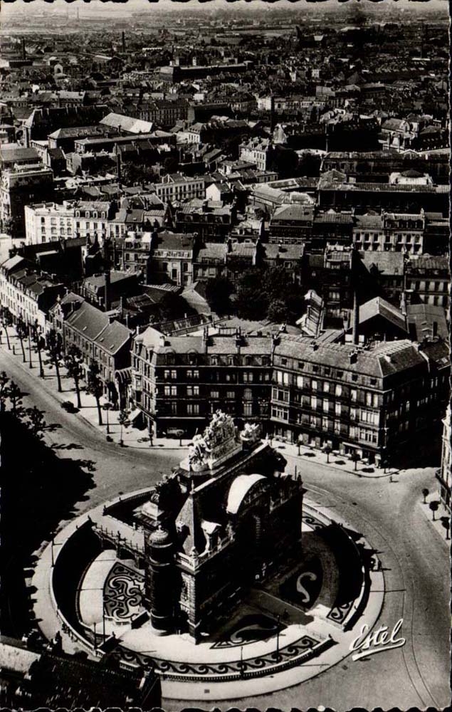 Lille - View from above on the Gate of Paris - CPA