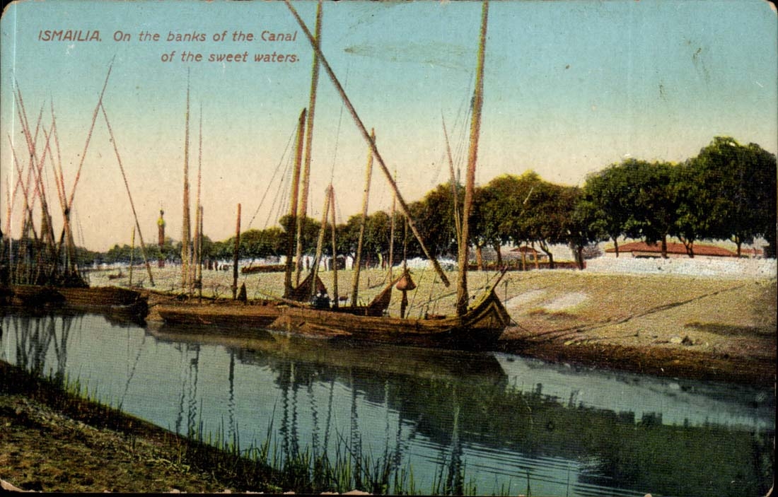 Egypte Egypt Ismailia CPA Aux bords du canal d'eaux douces