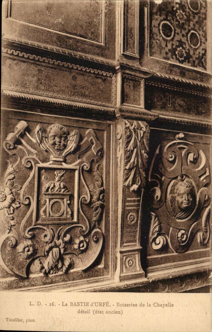 Bastie d' Urfe CPA Woodworks of the vault detail (old state)