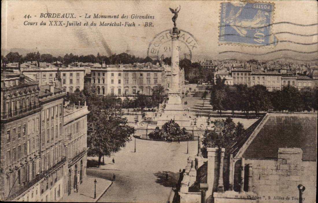 Bordeaux CPA the monument of the Of Gironde Courses of July XXX and the Foch Marshal