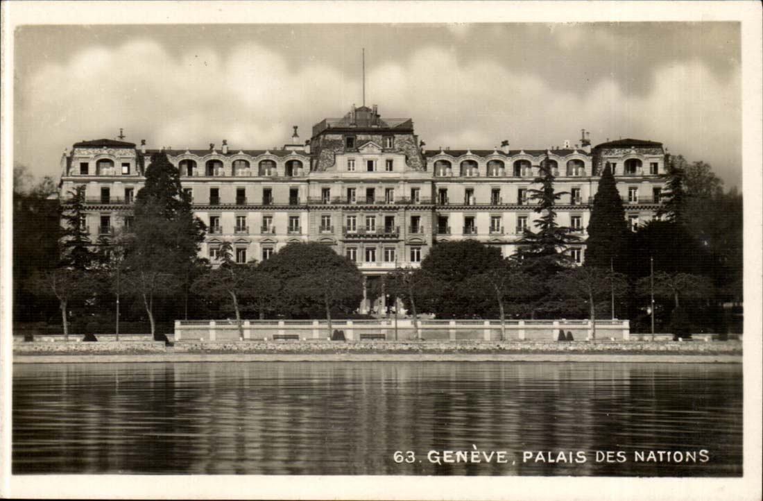 Switzerland Geneva CPA Palate of the Nations