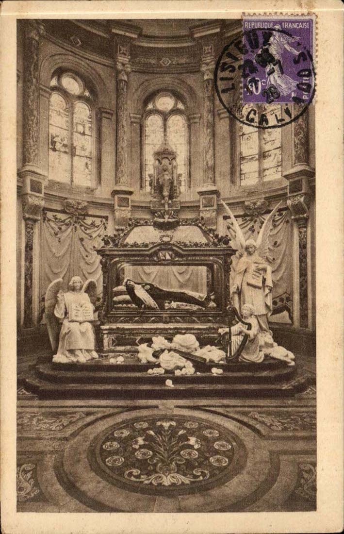 CPA Wolbung und verjagt Sainte Therese des Jesus-Kindes