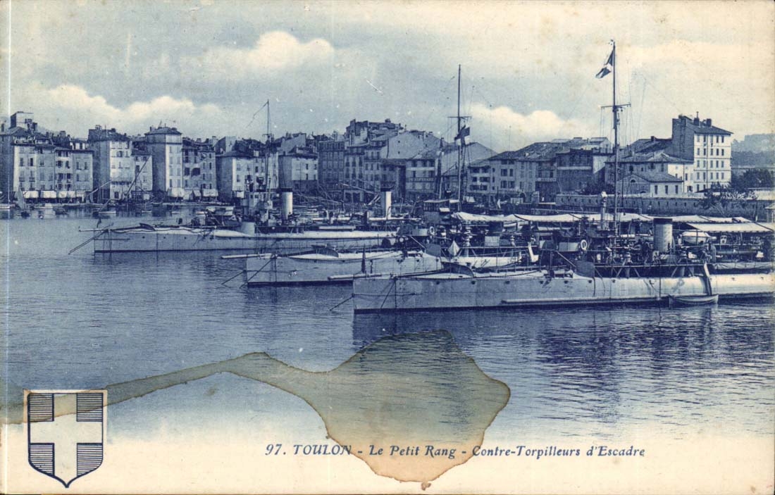 Toulon CPA the small row Against destroyers of squadron