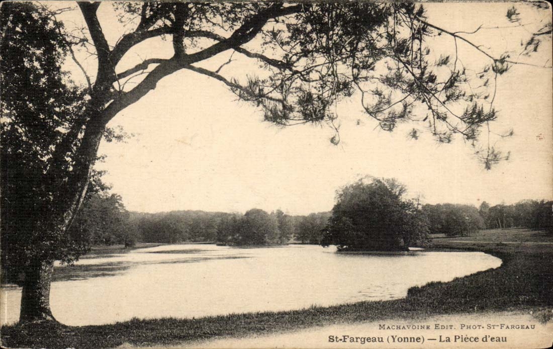 Auxerre - air Sight of the City - CPA