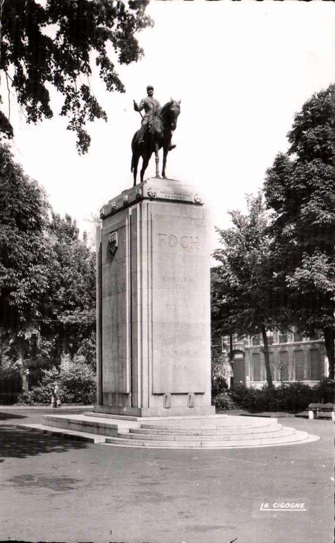 Lille - the Monument of Marshal Foch Boutry sculpture - CPA
