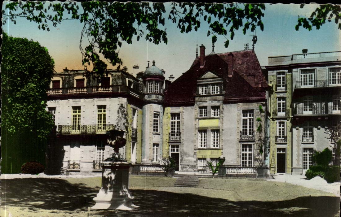 Vichy CPA SEvigne House