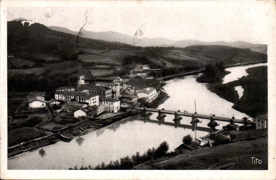 Behobie CPA View from above on Behobia (Spain) the international bridge and Bidassoa